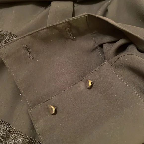 Ann Taylor black mixed media top size 8. - Picture 7 of 8